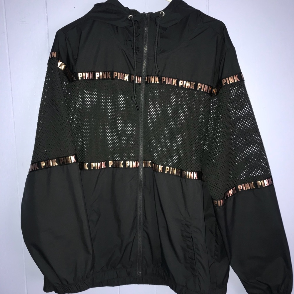 VSP Anorak Size M/L